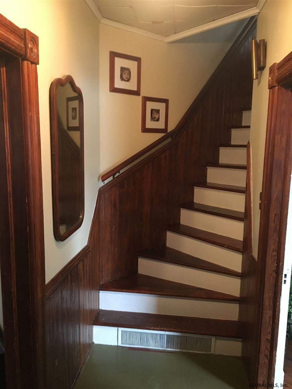 582 Brunswick Road Brunswick, NY 12180 - Photo 2 of 25 Photo 2