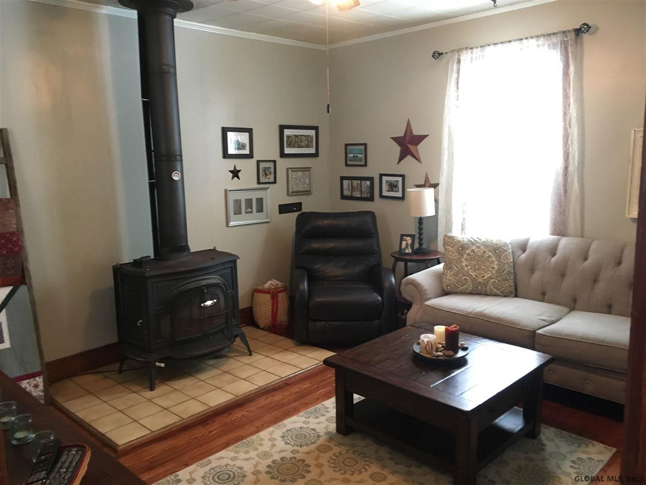 582 Brunswick Road Brunswick, NY 12180 - Photo 4 of 25 Photo 4