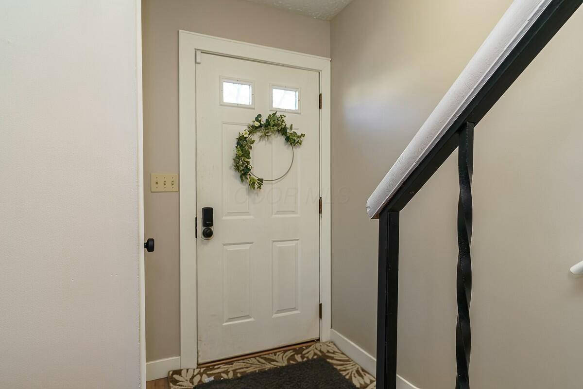 5281 Timberline Road, Unit 150 Columbus, OH 43220 - Photo 5 of 37 Entry
