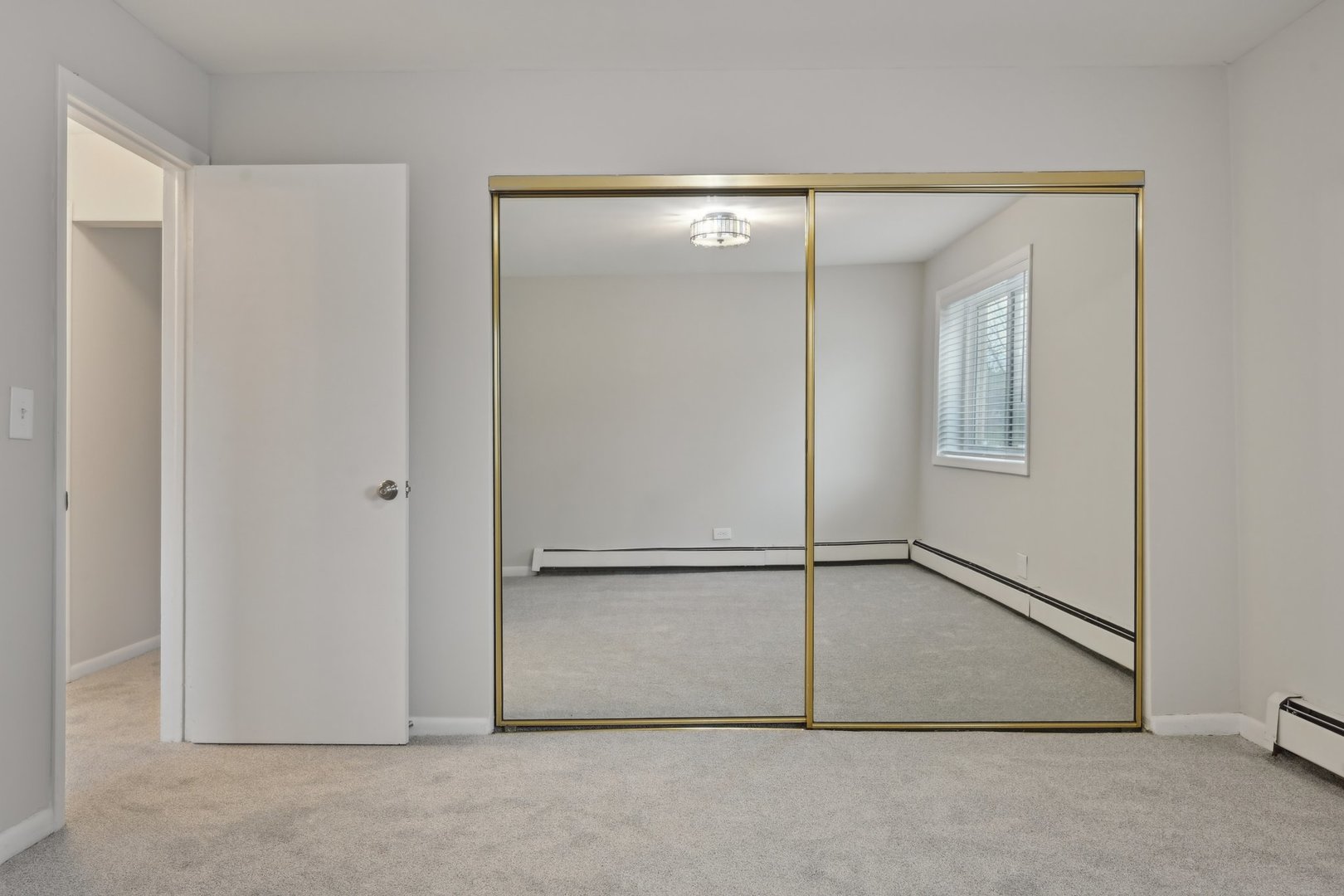 2226 South Goebbert Road, Unit 172 Arlington Heights, IL 60005 - Photo 14 of 22 a view of a garage