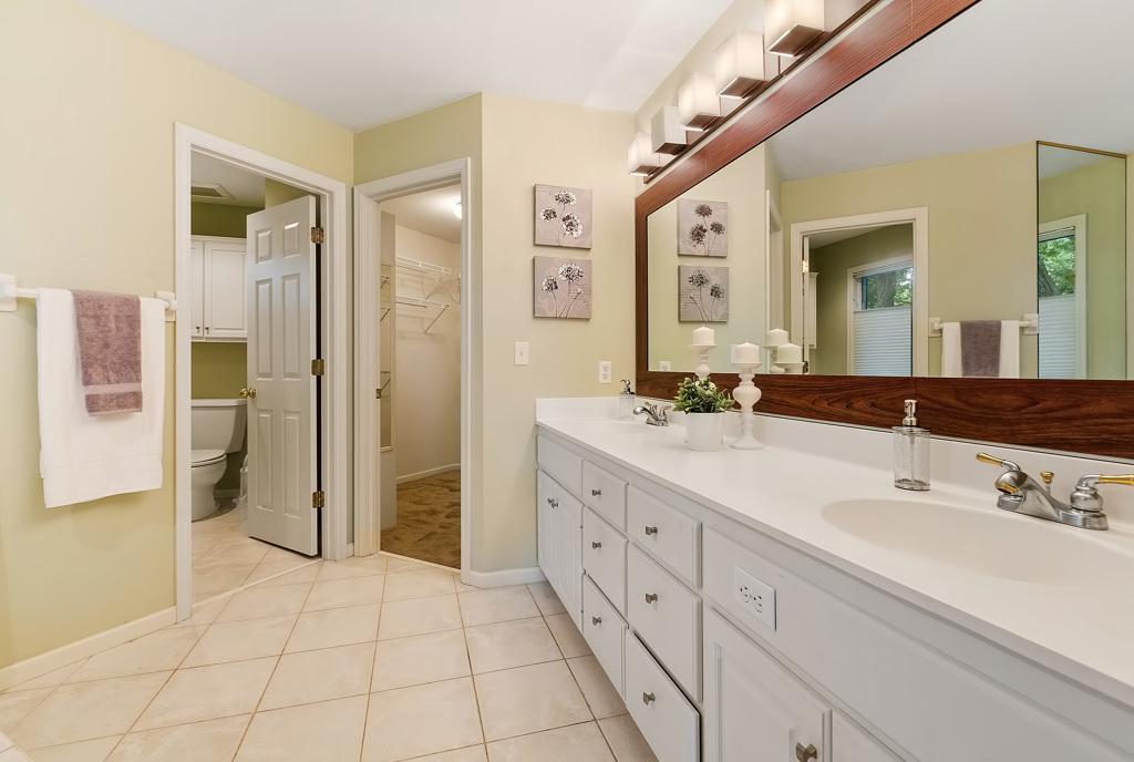 11651 Landing Road Eden Prairie, MN 55347 - Photo 21 of 40