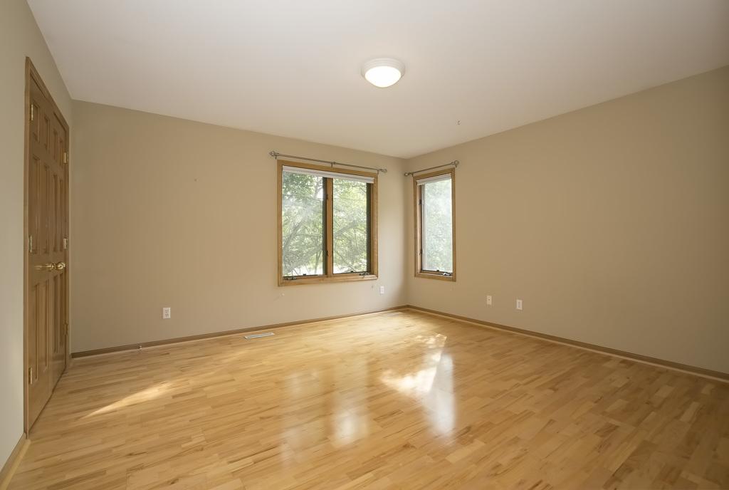 11651 Landing Road Eden Prairie, MN 55347 - Photo 26 of 40
