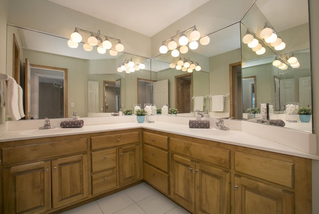 11651 Landing Road Eden Prairie, MN 55347 - Photo 29 of 40