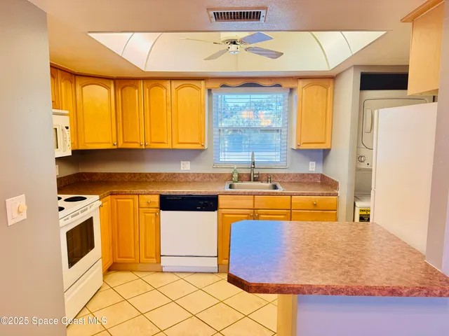 $1,600 | 3135 Shady Dell Lane, Unit 236, Melbourne, FL 32935