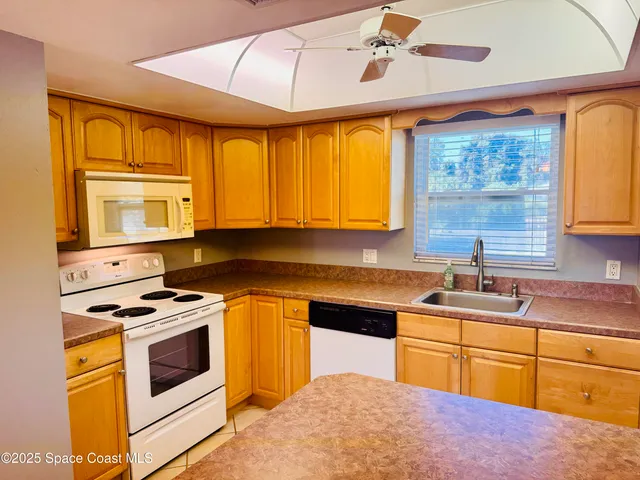 $1,600 | 3135 Shady Dell Lane, Unit 236, Melbourne, FL 32935