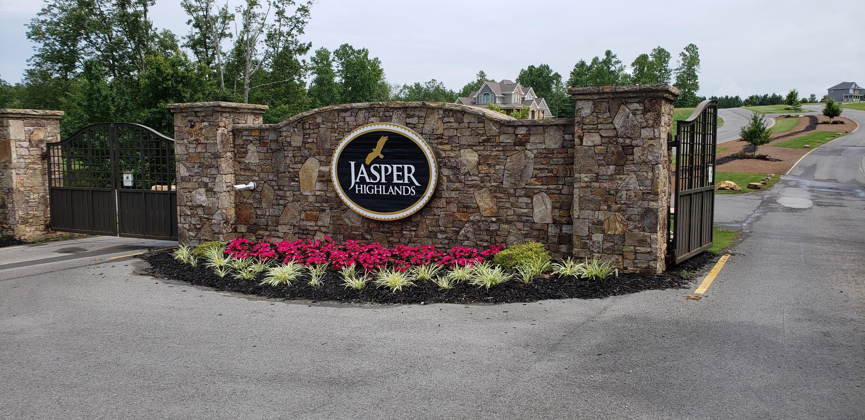 300 Deer Ridge Point, Unit 190 Jasper, TN 37347 - Photo 13 of 20 Jasper Highlands Gated Entrance