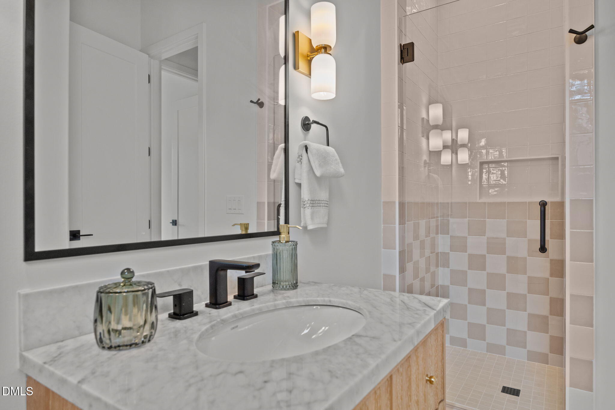 406 Columbia Drive Raleigh, NC 27604 - Photo 11 of 47 29-web-or-mls-IMG_4783