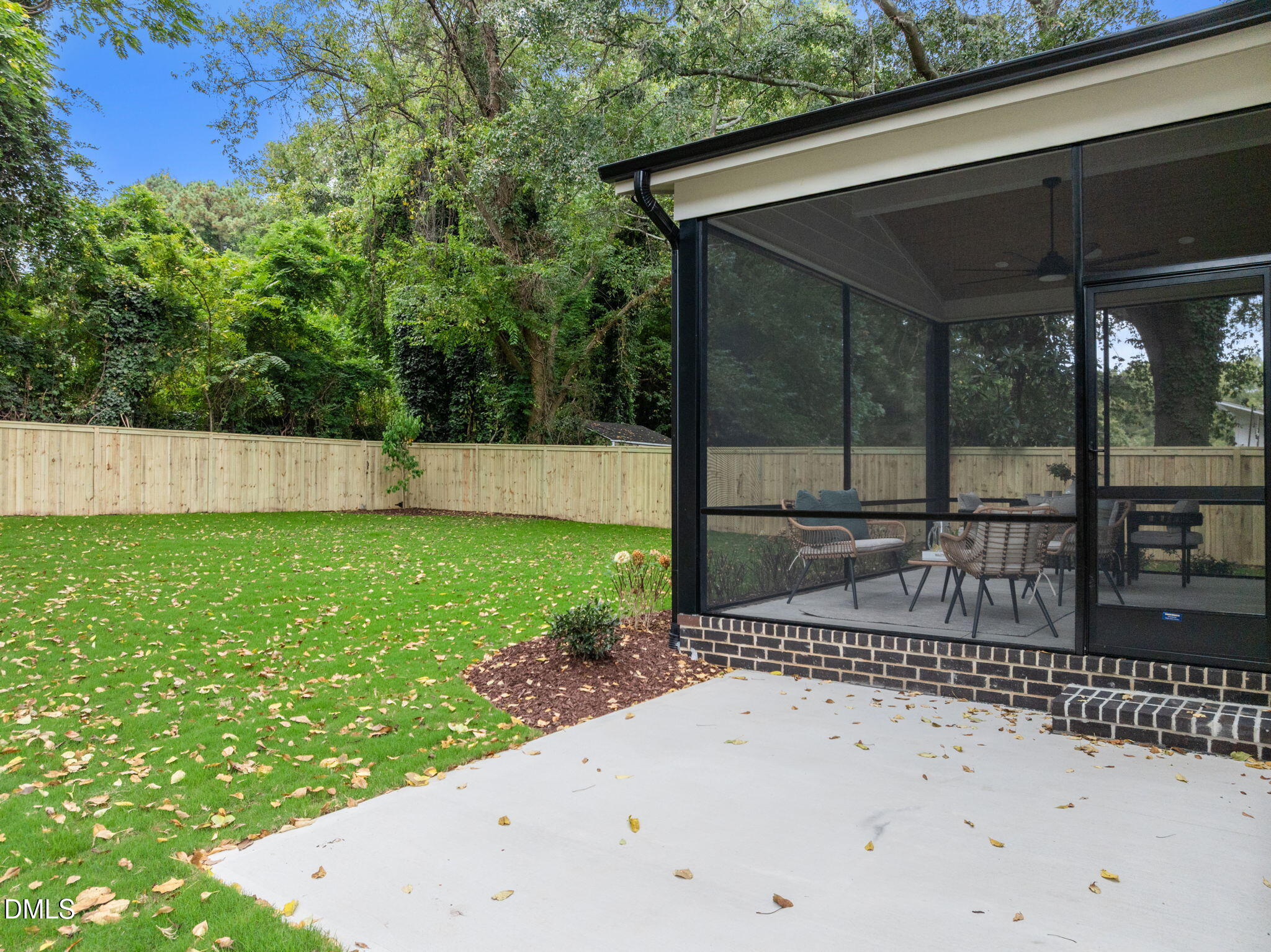 406 Columbia Drive Raleigh, NC 27604 - Photo 6 of 47 17-web-or-mls-DJI_0113