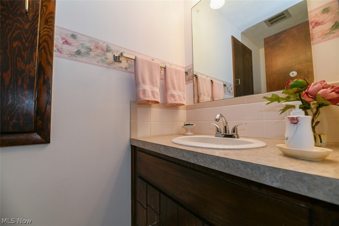 3515 Rustic Lane Uniontown, OH 44685 - Photo 25 of 35 Gallery Image 25