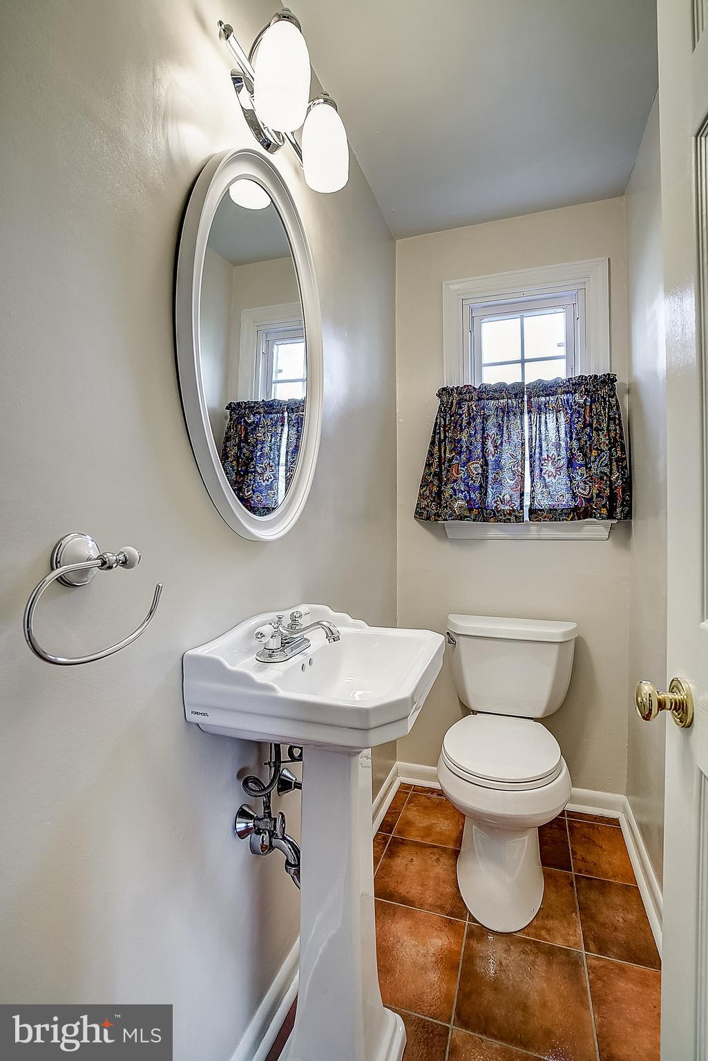 436 Covered Bridge Road Cherry Hill, NJ 08034 - Photo 19 of 53