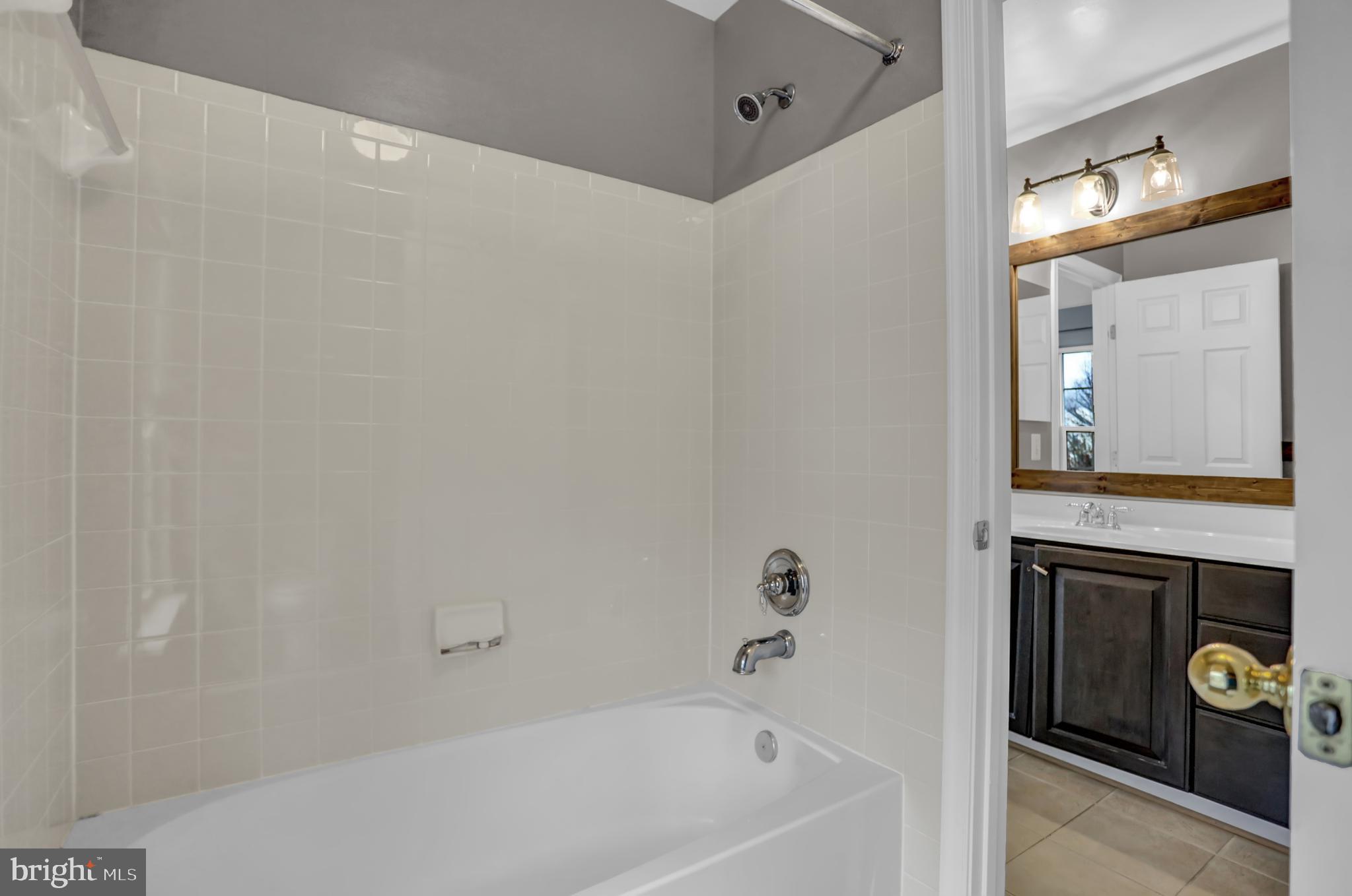 2000 Thistlewood Road Baltimore, MD 21209 - Photo 14 of 60 Gallery Image 14