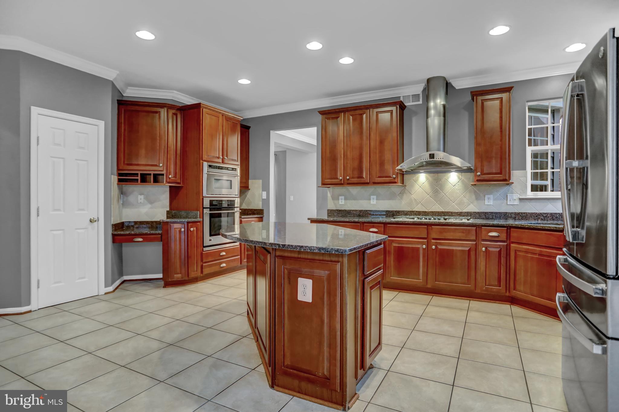 2000 Thistlewood Road Baltimore, MD 21209 - Photo 32 of 60 Gallery Image 32