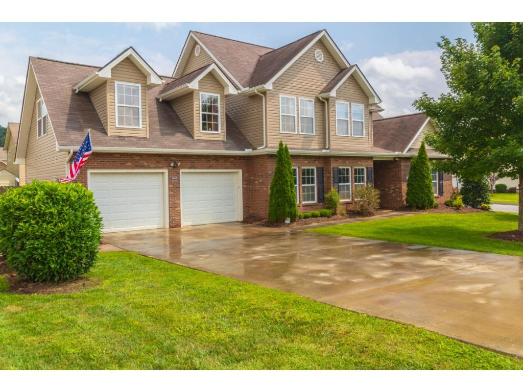 1639 Cooks Valley Road Kingsport, TN 37664 - Photo 1 of 34 Photo 1