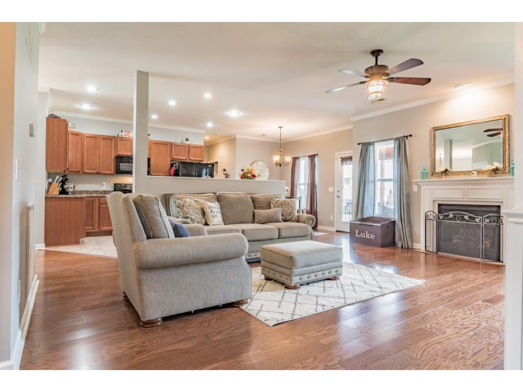 1639 Cooks Valley Road Kingsport, TN 37664 - Photo 8 of 34 Photo 8