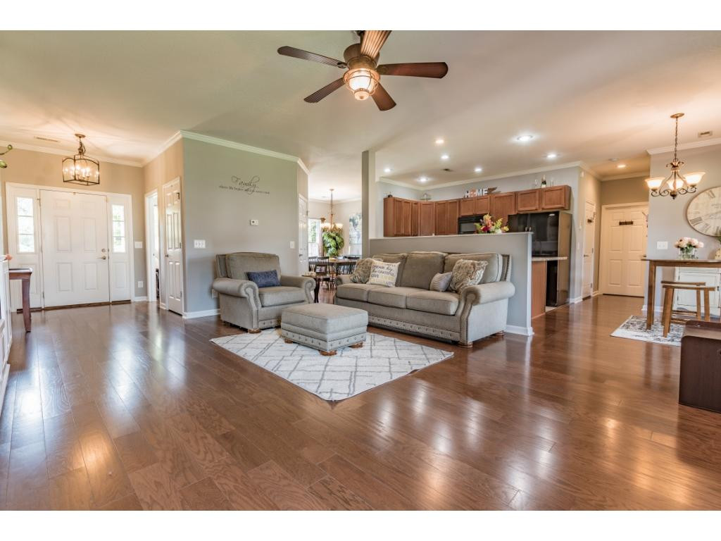 1639 Cooks Valley Road Kingsport, TN 37664 - Photo 9 of 34 Photo 9