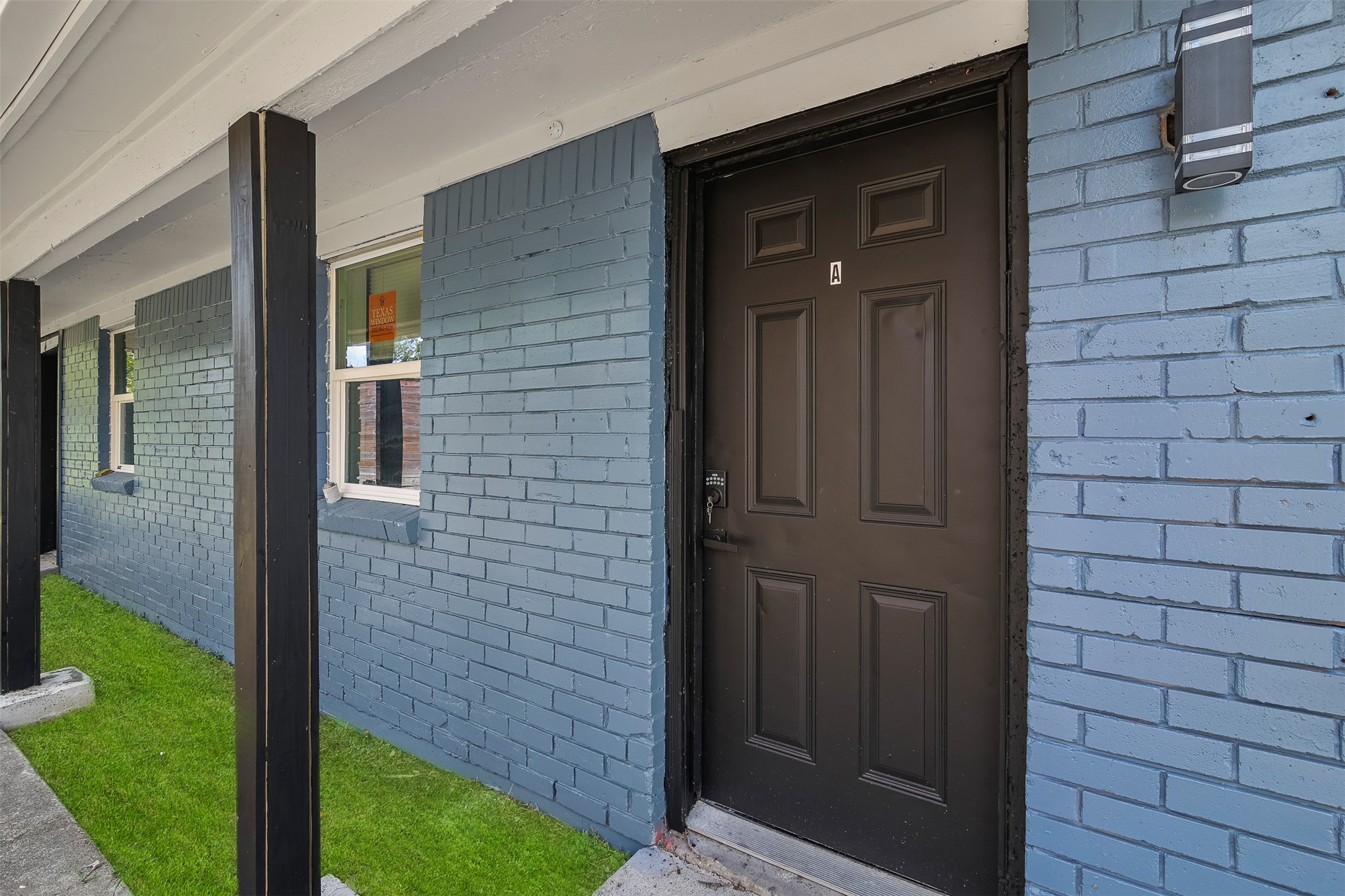 4755 Wilmington Street, Unit 6 Houston, TX 77033 - Photo 26 of 27 Gallery Image 26