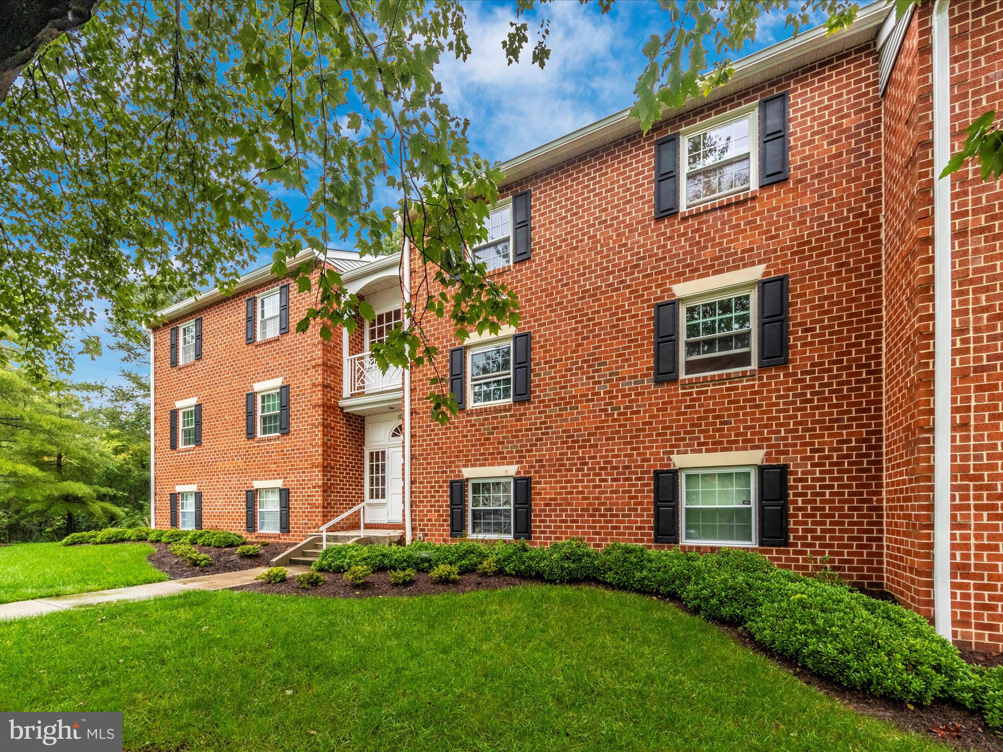 102 Castletown Road, Unit 202 Lutherville-Timonium, MD 21093 - Photo 3 of 48 Exterior Front