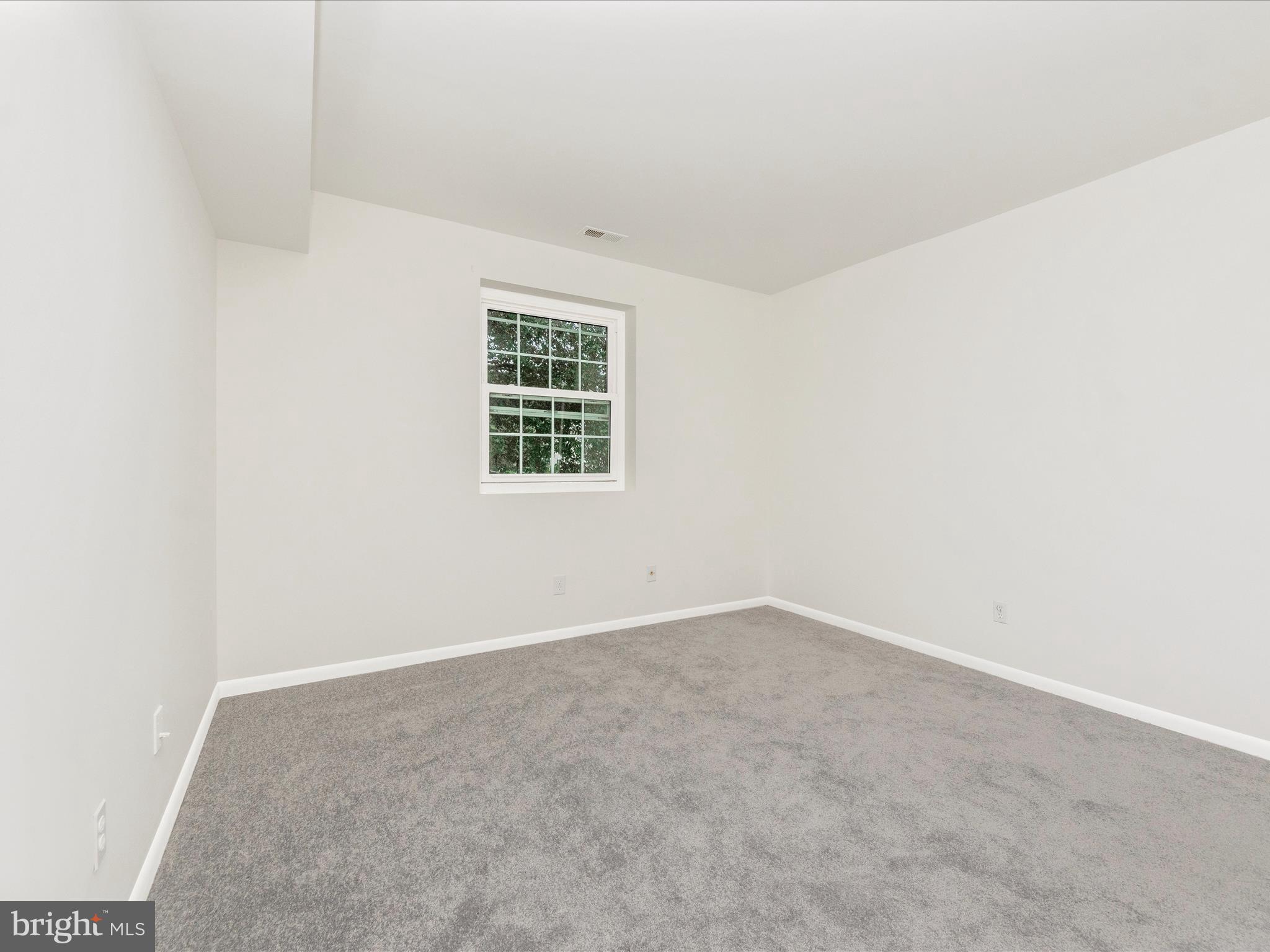 102 Castletown Road, Unit 202 Lutherville-Timonium, MD 21093 - Photo 34 of 48 Bedroom 2