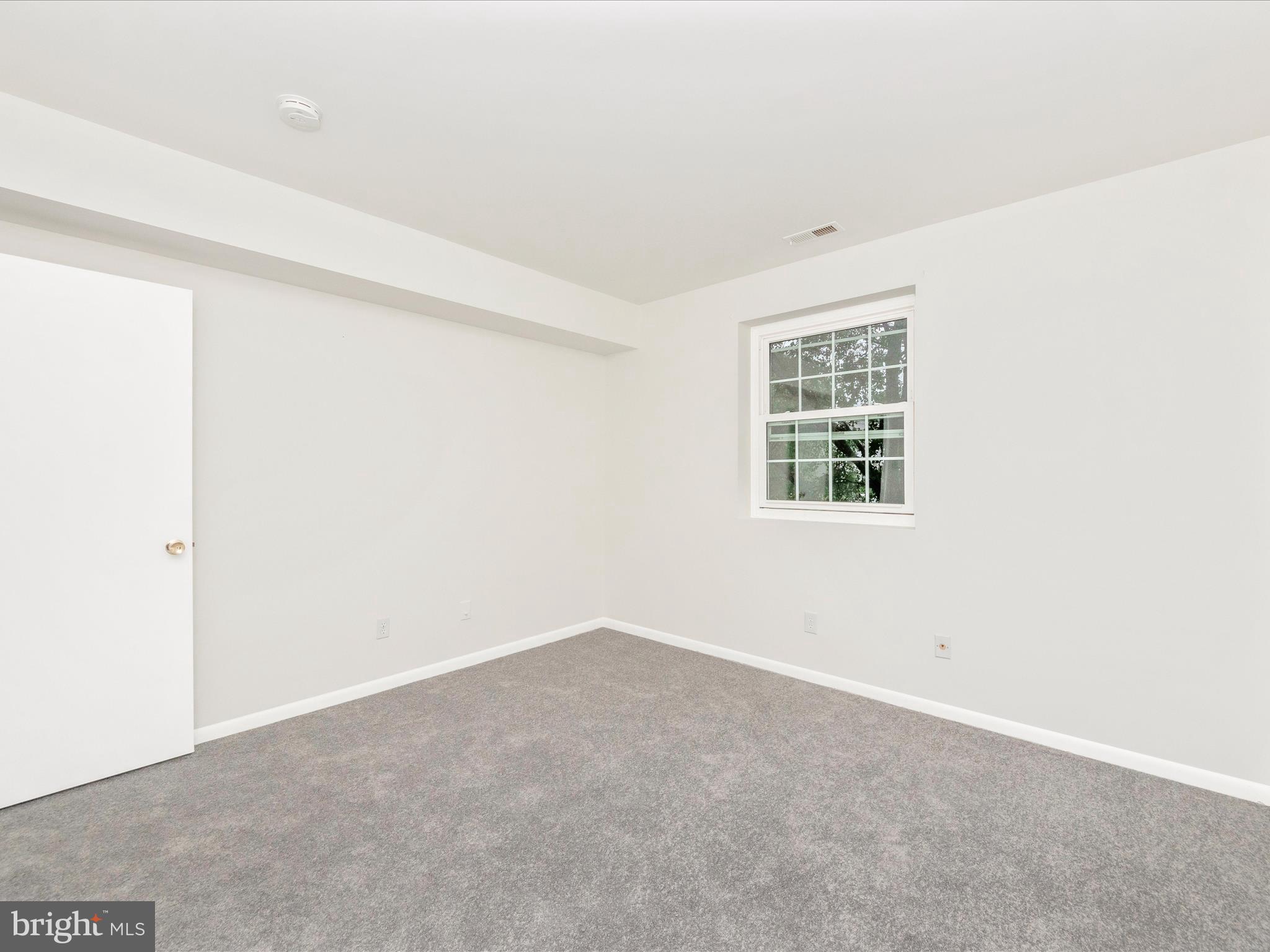 102 Castletown Road, Unit 202 Lutherville-Timonium, MD 21093 - Photo 35 of 48 Bedroom 2
