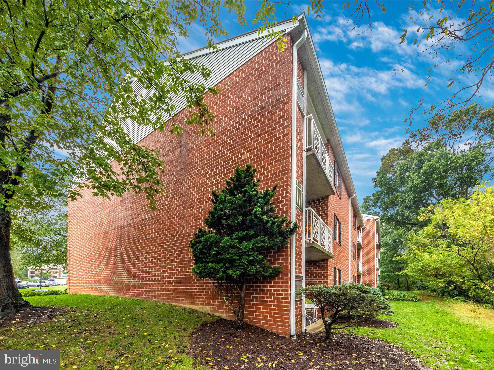 102 Castletown Road, Unit 202 Lutherville-Timonium, MD 21093 - Photo 45 of 48 Exterior Back