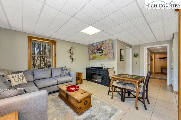 $575,000 | 251 Stone Valley Road, Grassy Creek, NC 28631