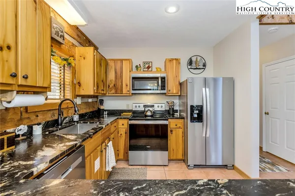 $575,000 | 251 Stone Valley Road, Grassy Creek, NC 28631