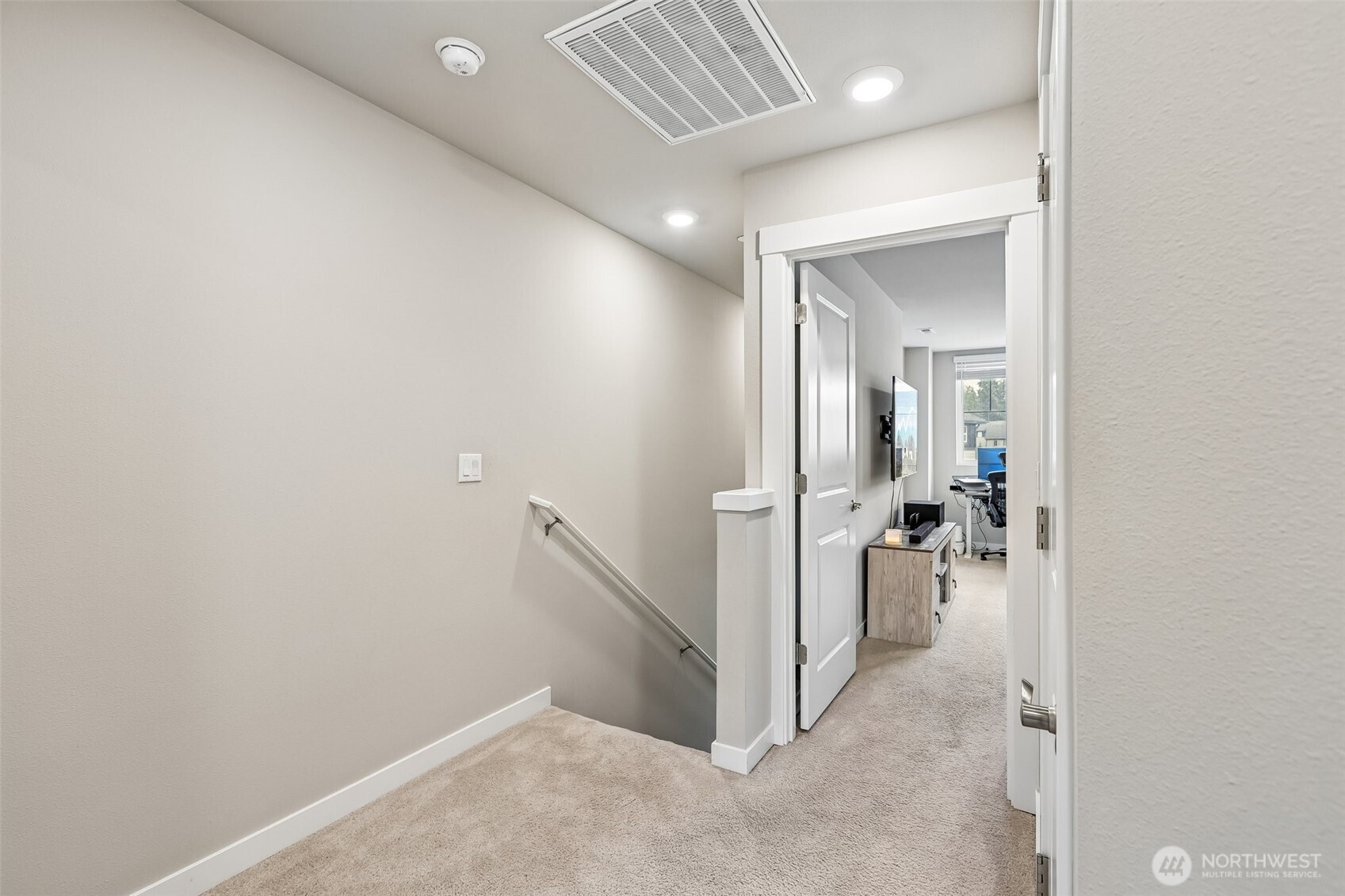 1621 Seattle Hill Road, Unit HH2 Bothell, WA 98012 - Photo 16 of 30