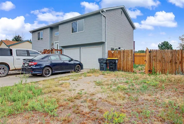$1,200 | 1991 Palm Drive, Unit 2, Colorado Springs, CO 80918