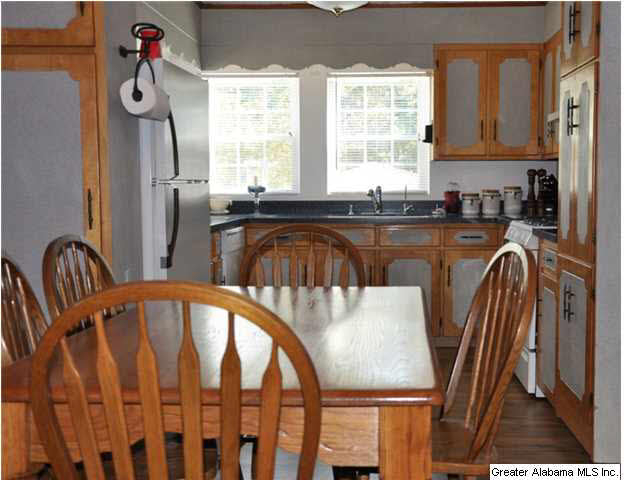 1925 Linden Street Leeds, AL 35094 - Photo 7 of 18