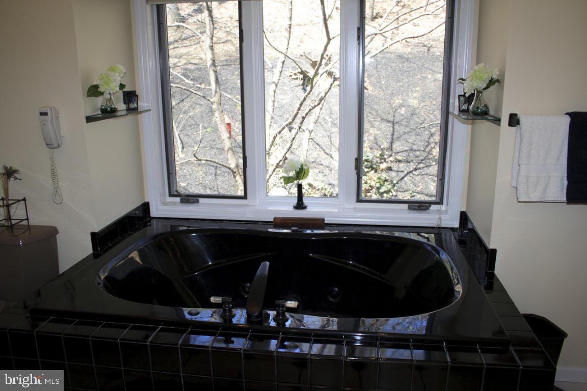 2519 Nolt Road Lancaster, PA 17601 - Photo 21 of 32 Gallery Image 21