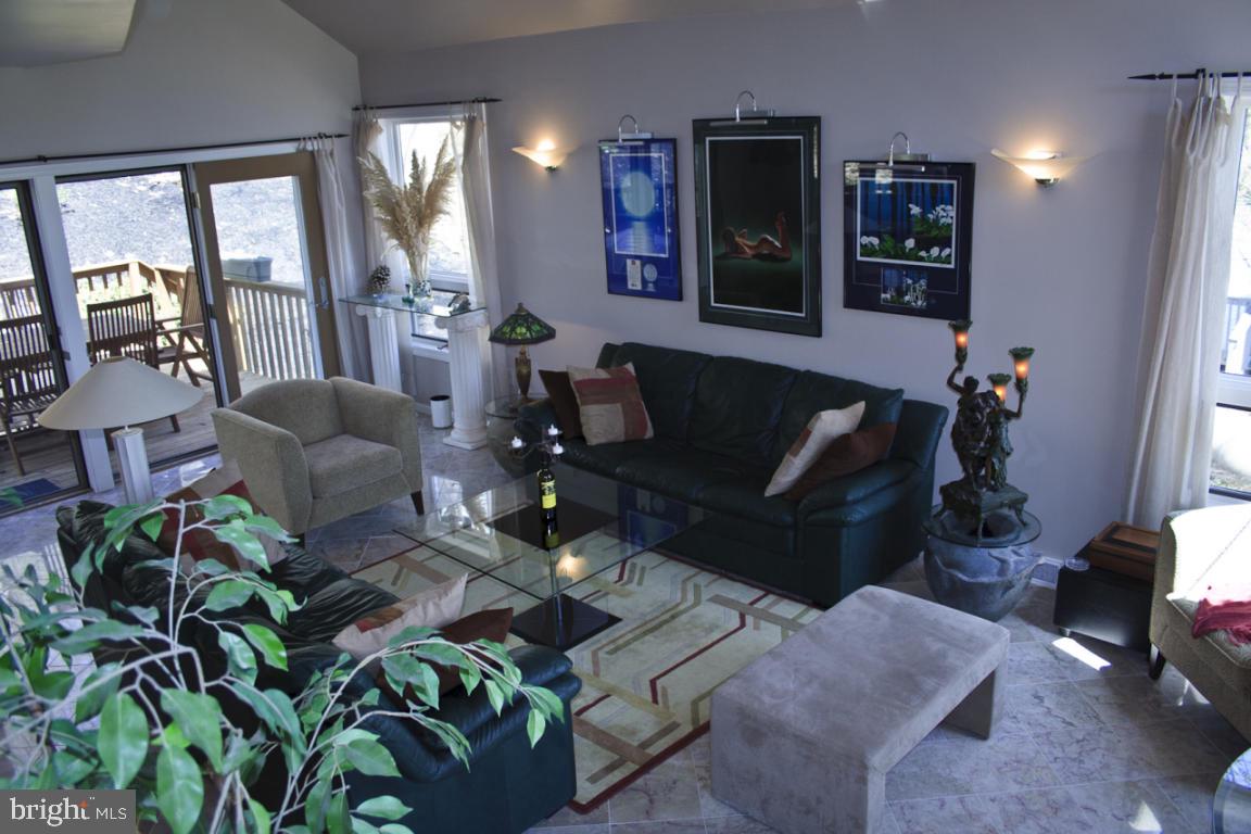 2519 Nolt Road Lancaster, PA 17601 - Photo 6 of 32 Gallery Image 6