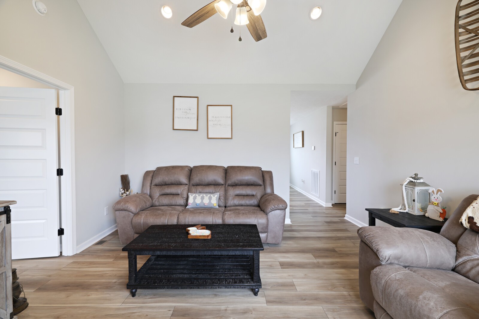 3052 Wixtown Road Westmoreland, TN 37186 - Photo 8 of 35 Gallery Image 8