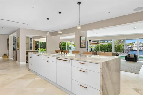 $4,295,000 | 609 1st Key Drive, Fort Lauderdale, FL 33304