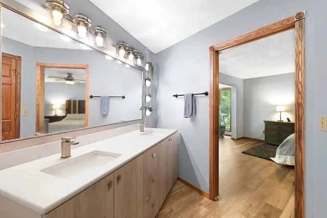 $1,200,000 | 6500 East Decorah Avenue, Oshkosh, WI 54902