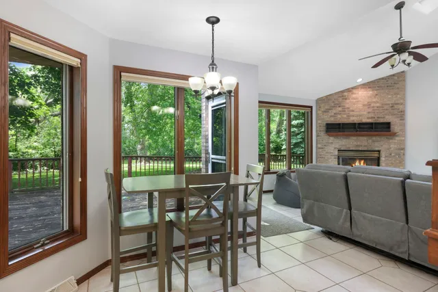 $1,200,000 | 6500 East Decorah Avenue, Oshkosh, WI 54902