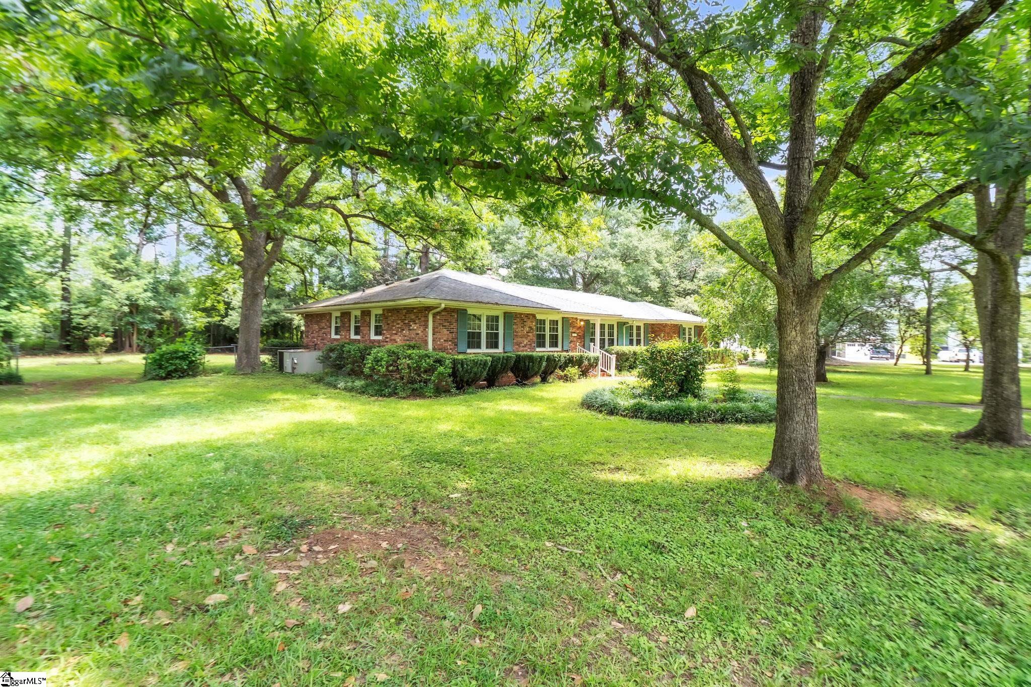 201 Calhoun Road Belton, SC 29627 - Photo 6 of 26