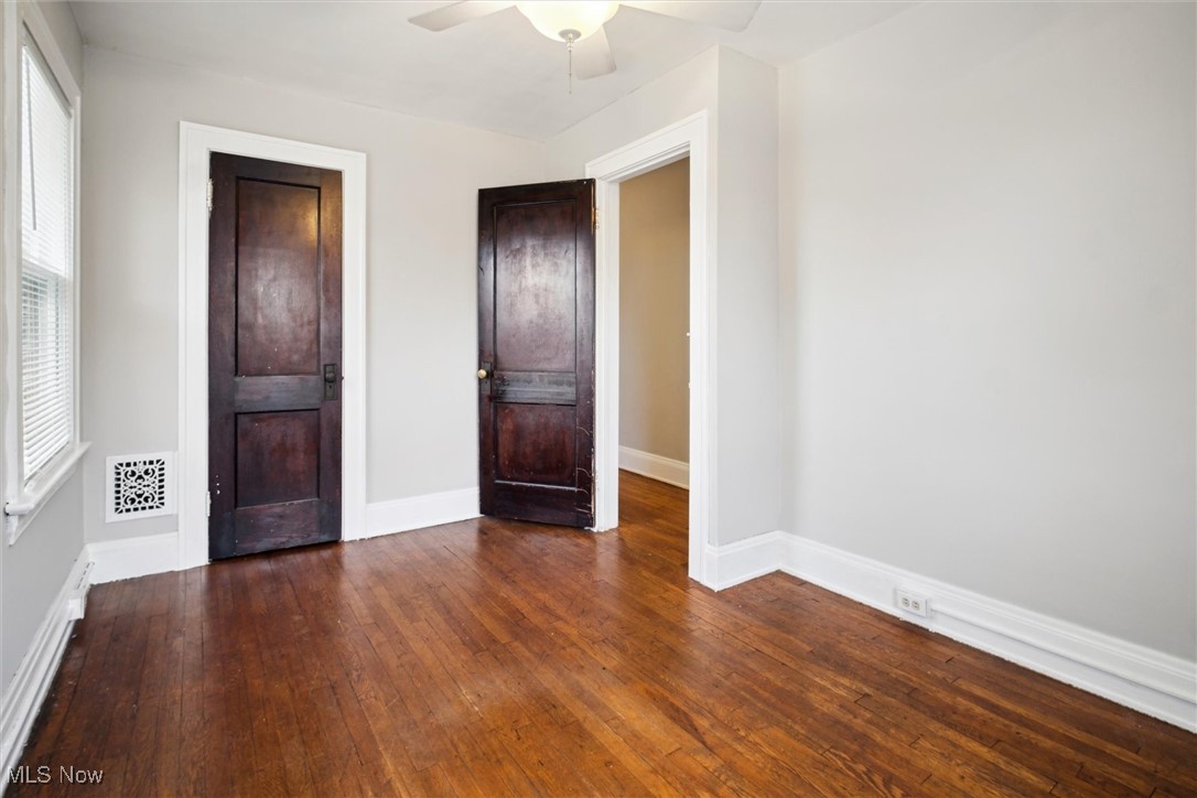3349 Altamont Road Cleveland, OH 44118 - Photo 23 of 42