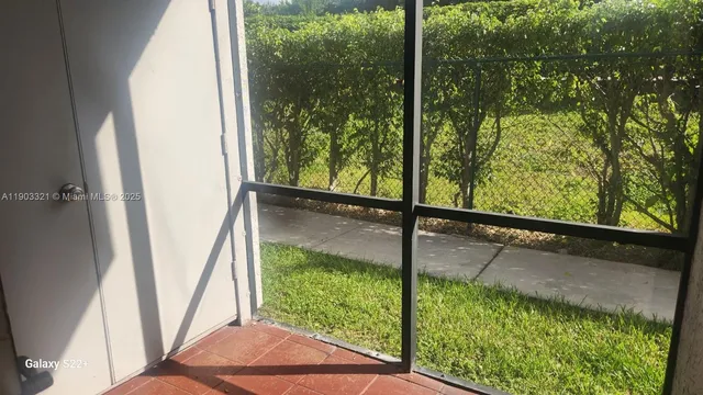 $1,900 | 15040 Southwest 103rd Lane, Unit 3106, Miami, FL 33196
