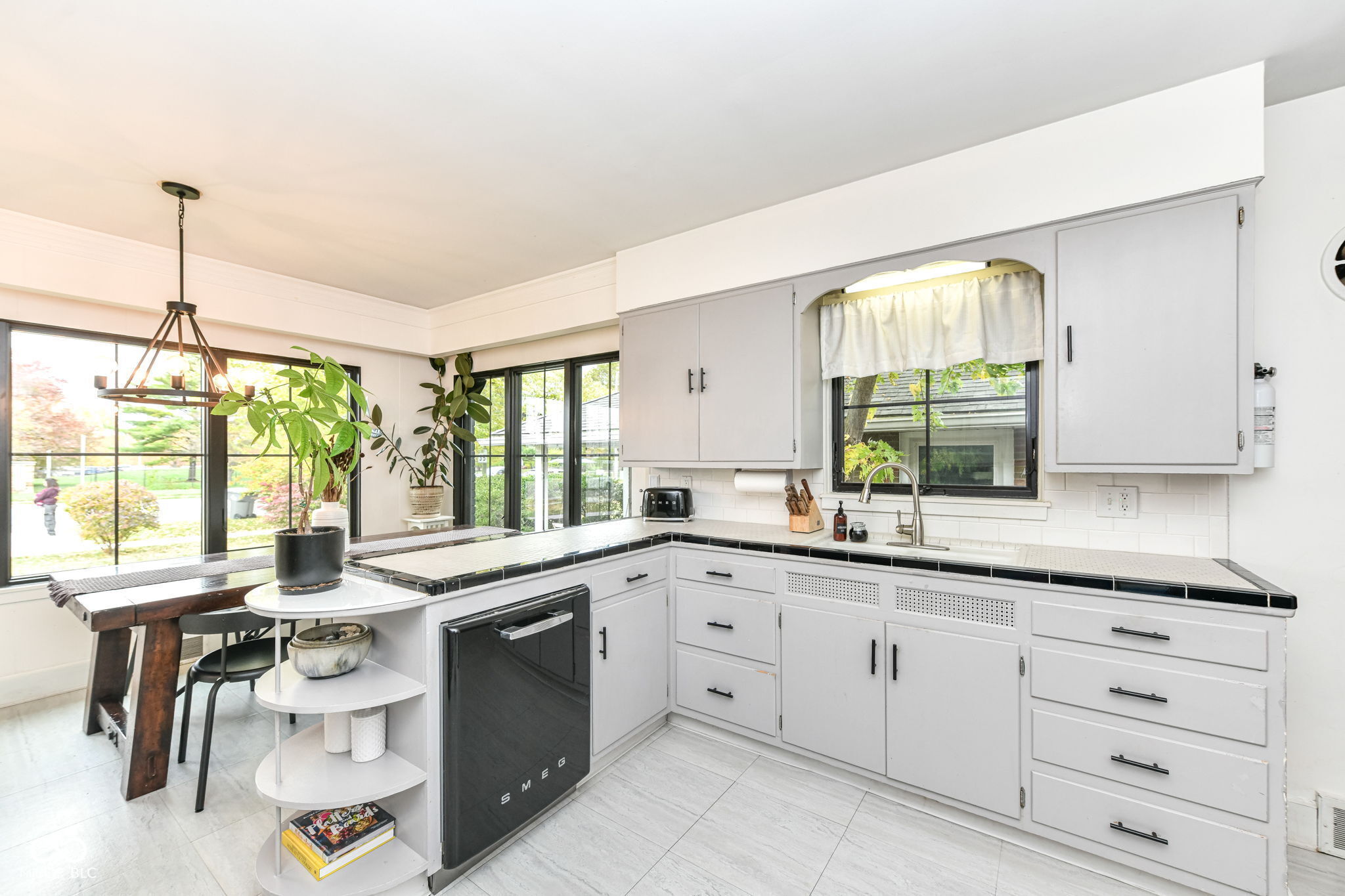 1607 Broad Ripple Avenue Indianapolis, IN 46220 - Photo 11 of 45