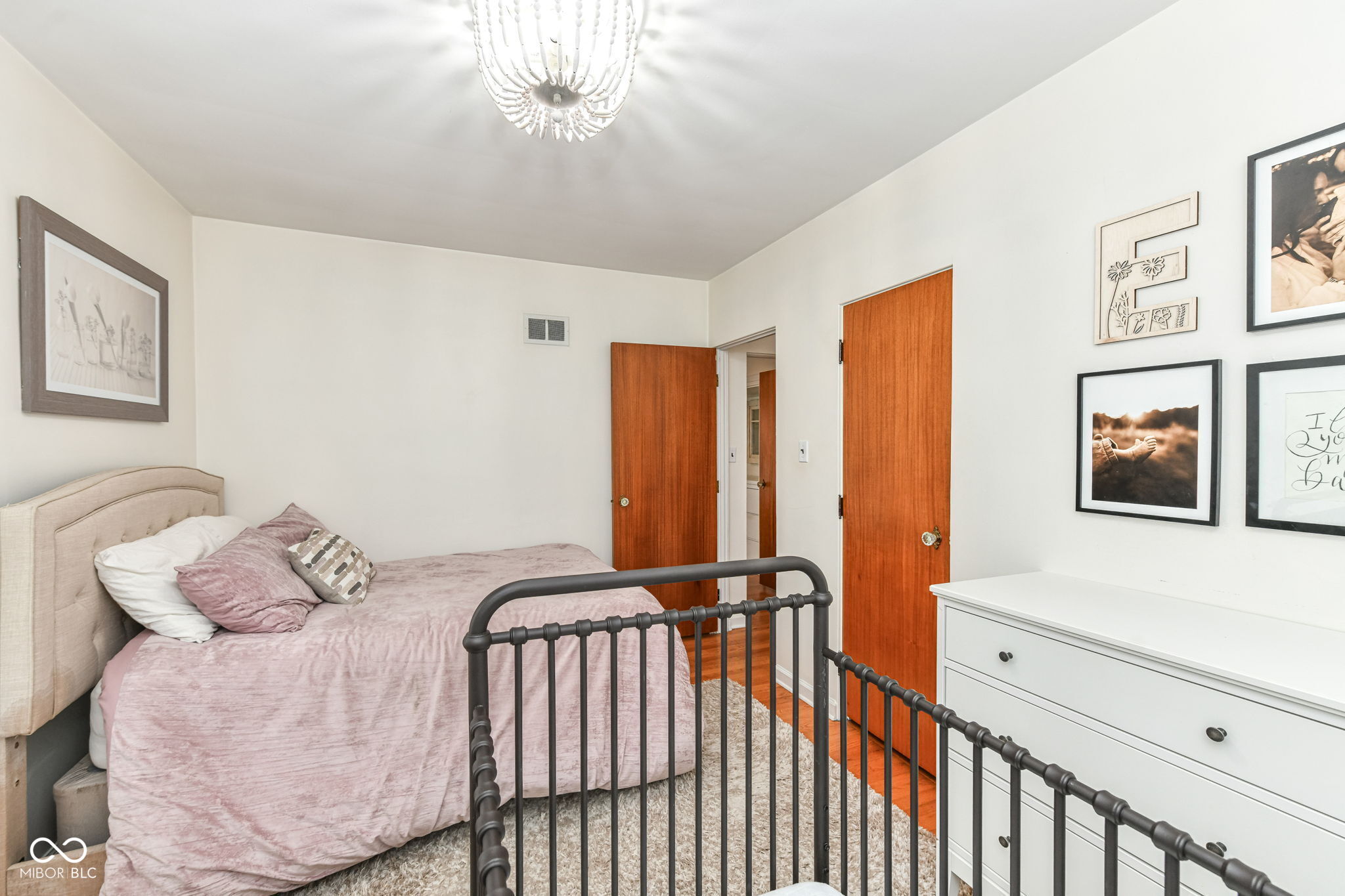 1607 Broad Ripple Avenue Indianapolis, IN 46220 - Photo 21 of 45