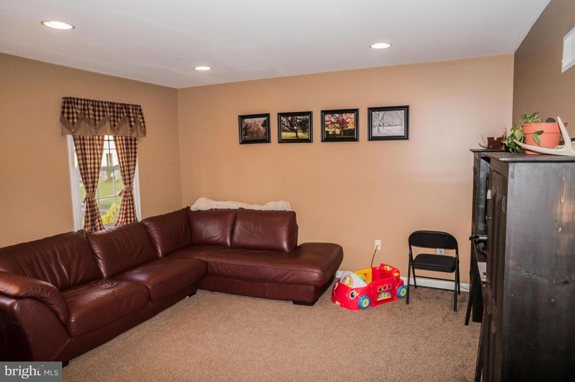 2904 Harper Road Reading, PA 19610 - Photo 11 of 24