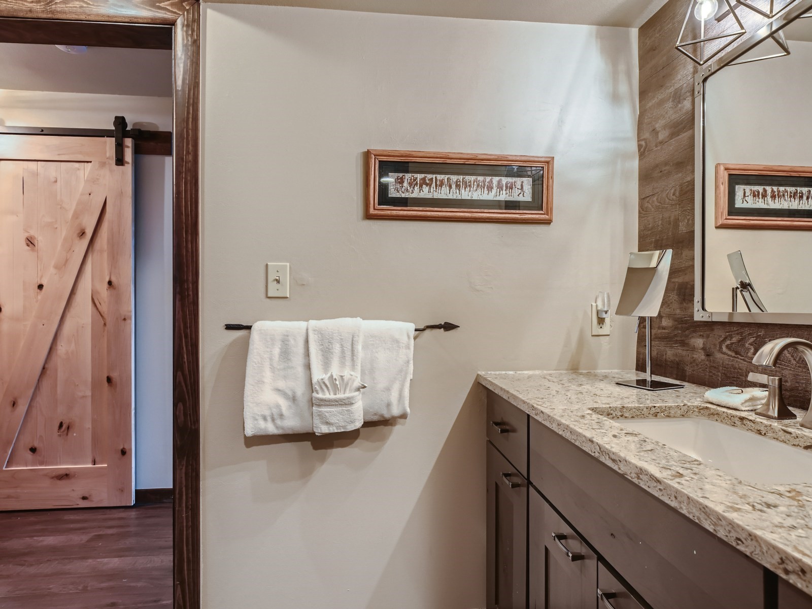 325 Four Oclock Road, Unit D305 Breckenridge, CO 80424 - Photo 12 of 16 Gallery Image 12