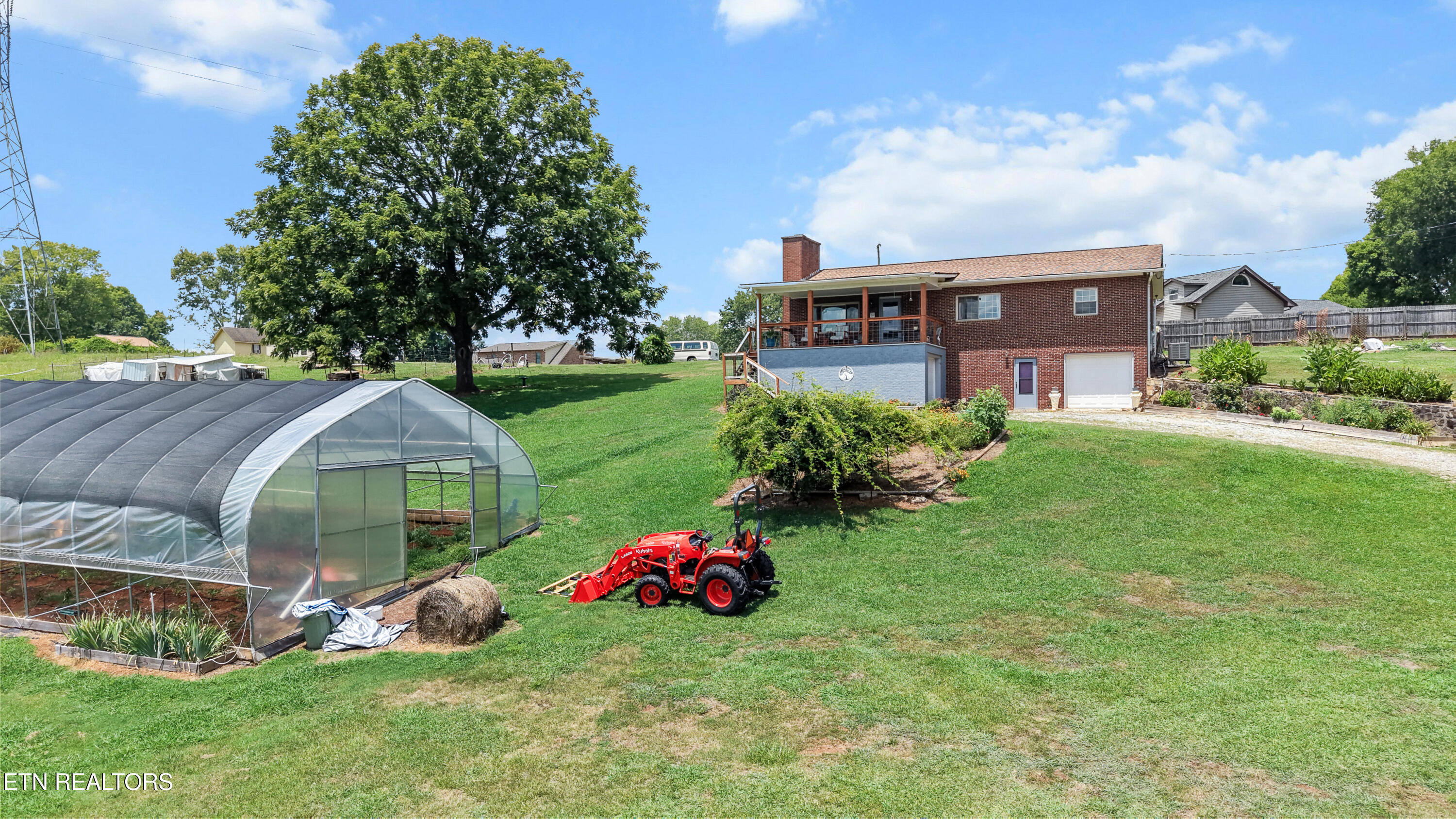 2812 Mentor Road Louisville, TN 37777 - Photo 5 of 29 IMG_5527