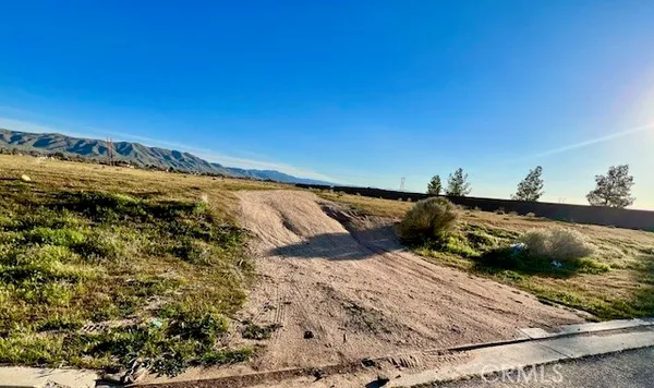 $799,000 | 0 Sequoia Street, Apple Valley, CA 92308