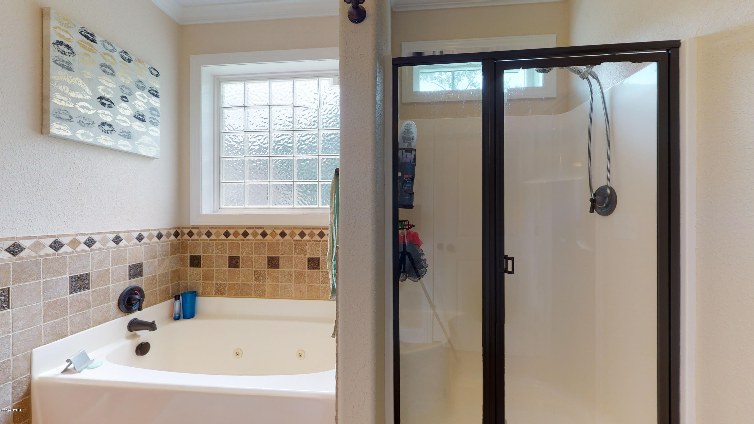 113 Coree Way New Bern, NC 28562 - Photo 17 of 55 Tub and Separate Shower