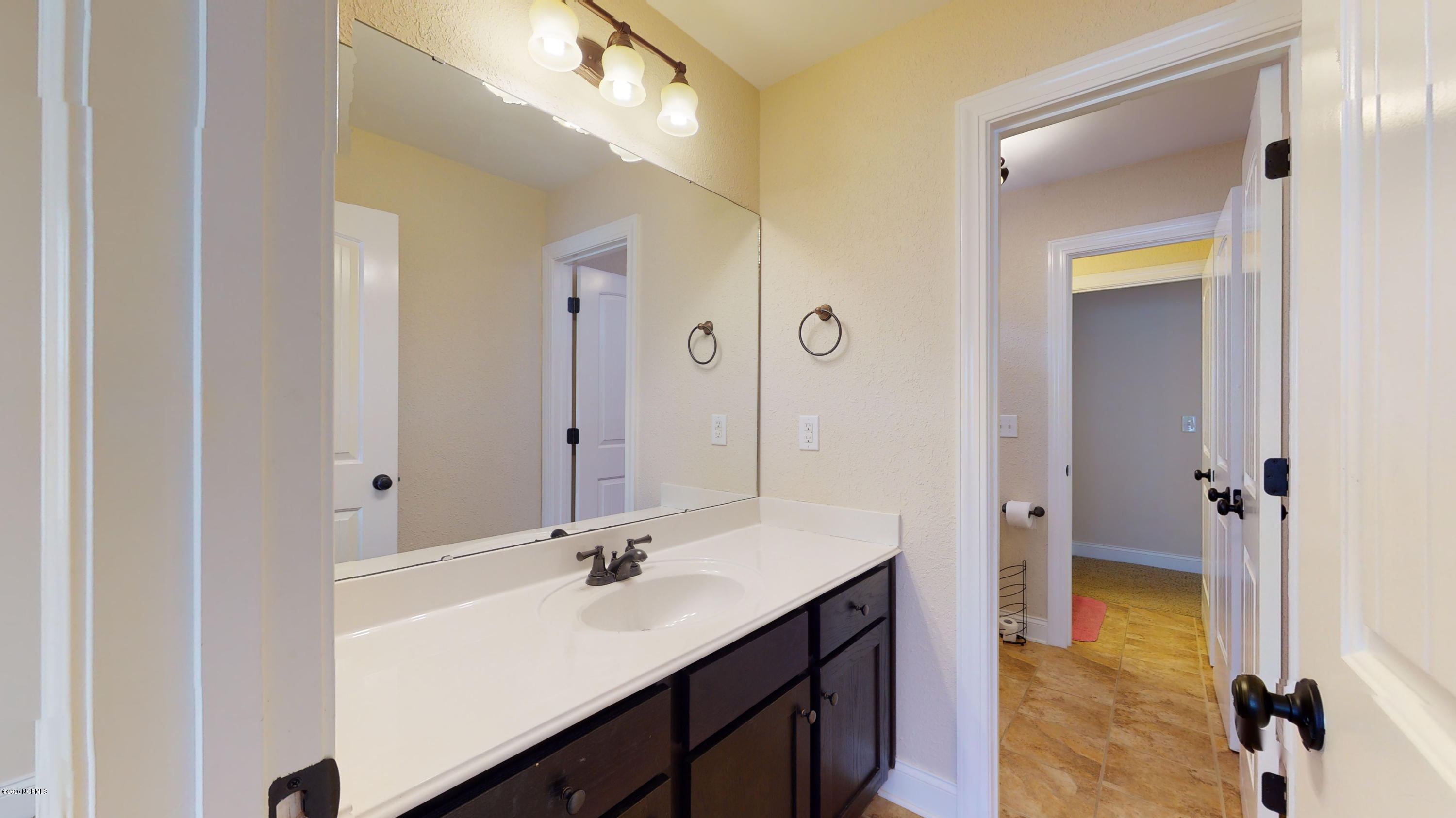 113 Coree Way New Bern, NC 28562 - Photo 45 of 55 Jack and Jill Bath