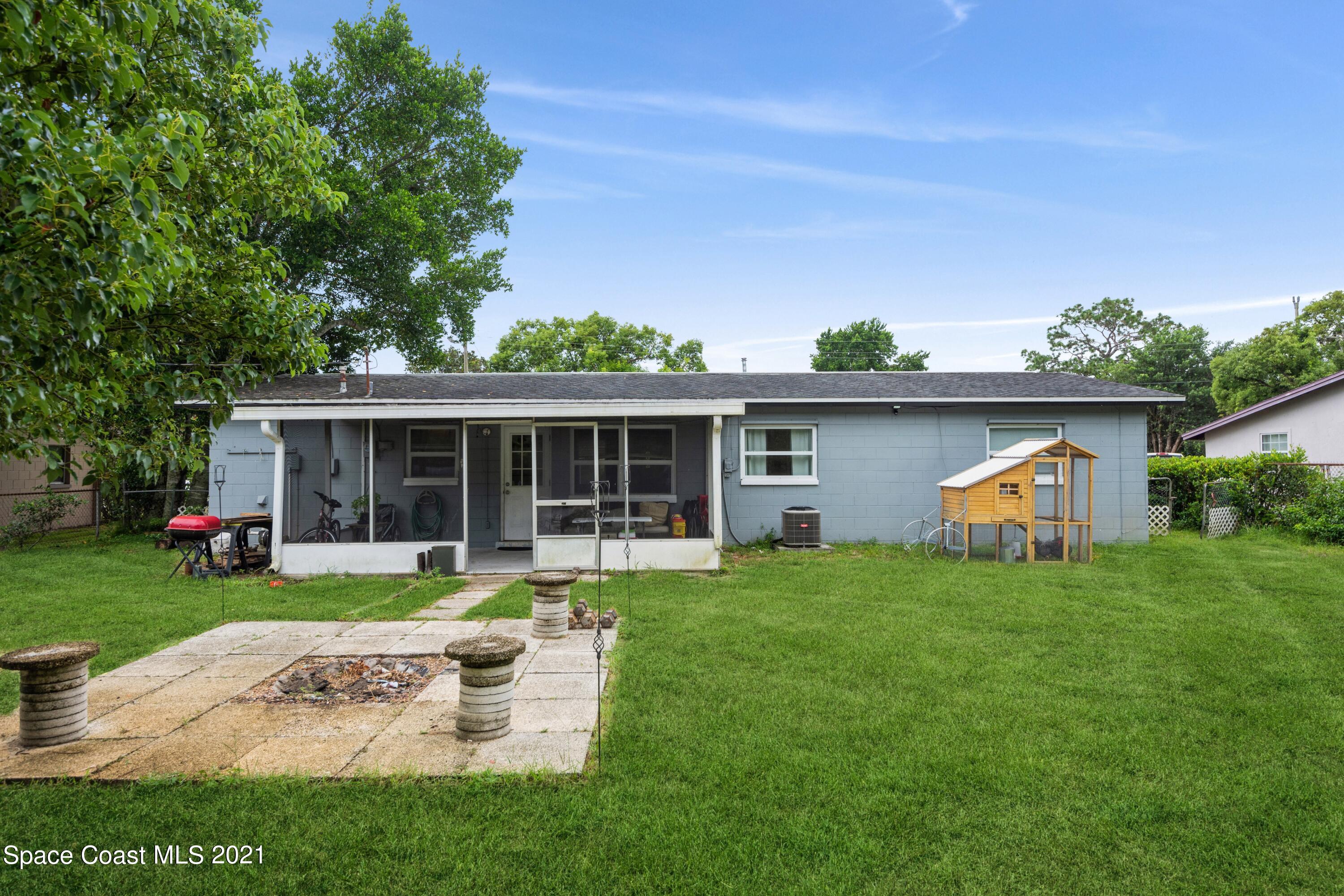 2360 Dolphin Road Titusville, FL 32780 - Photo 27 of 29 Backyard