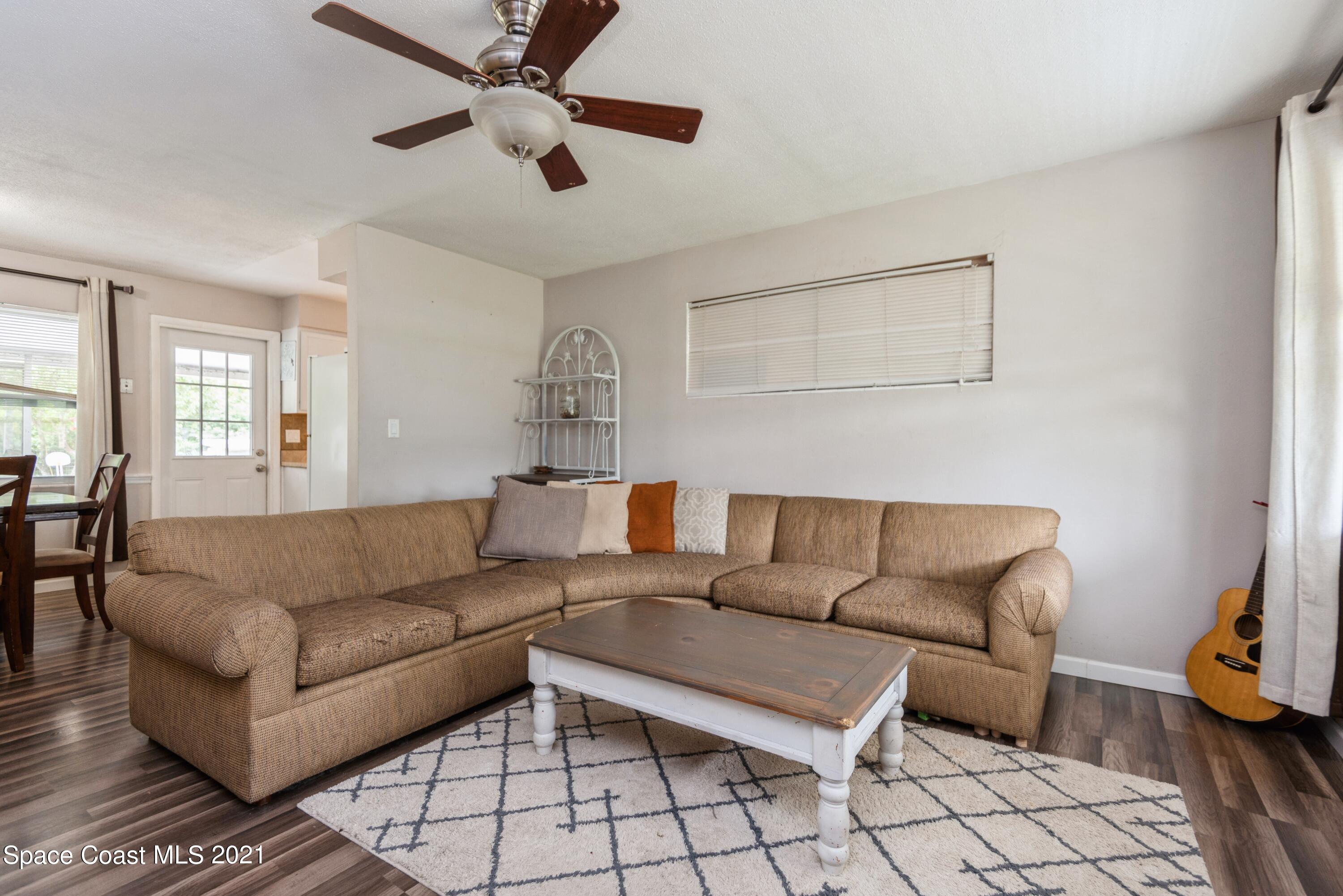 2360 Dolphin Road Titusville, FL 32780 - Photo 5 of 29 Great Room