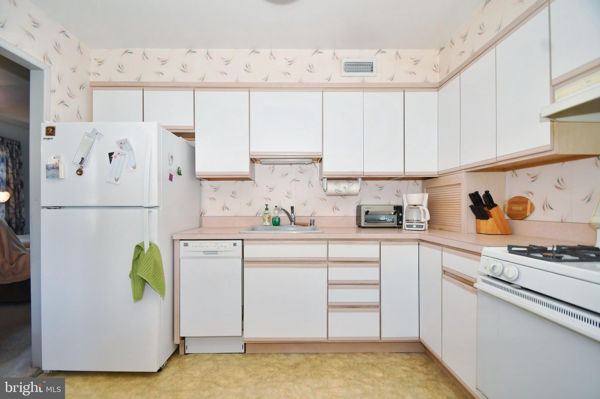 2206 Cider Mill Road Baltimore, MD 21234 - Photo 15 of 40 Gallery Image 15