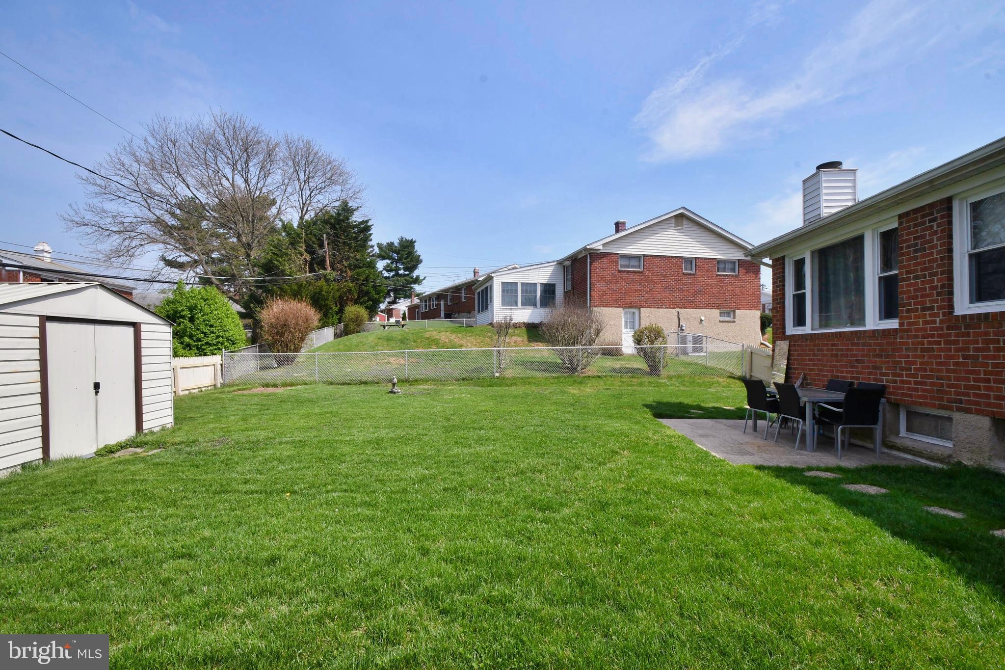 2206 Cider Mill Road Baltimore, MD 21234 - Photo 3 of 40 Side view